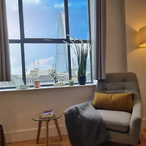 urban-stay-shard-view-apartments.cambridgehotelsuk.com/